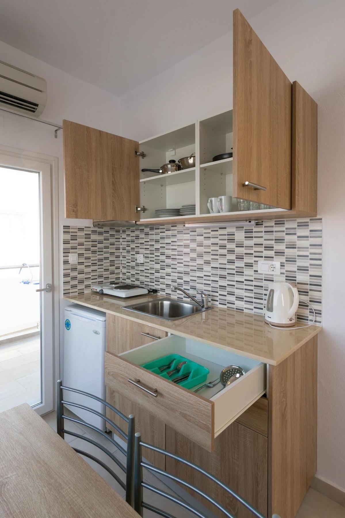 Socrates Apartmens & Restaurant Milatos Esterno foto